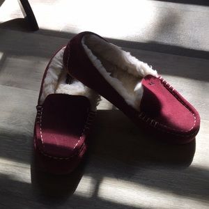 NWOT Koolaburra UGG tipton slippers